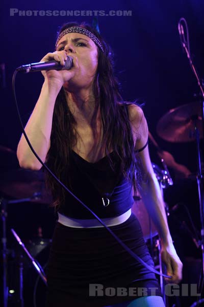 JULIETTE AND THE LICKS - 2006-10-20 - PARIS - Trabendo - 